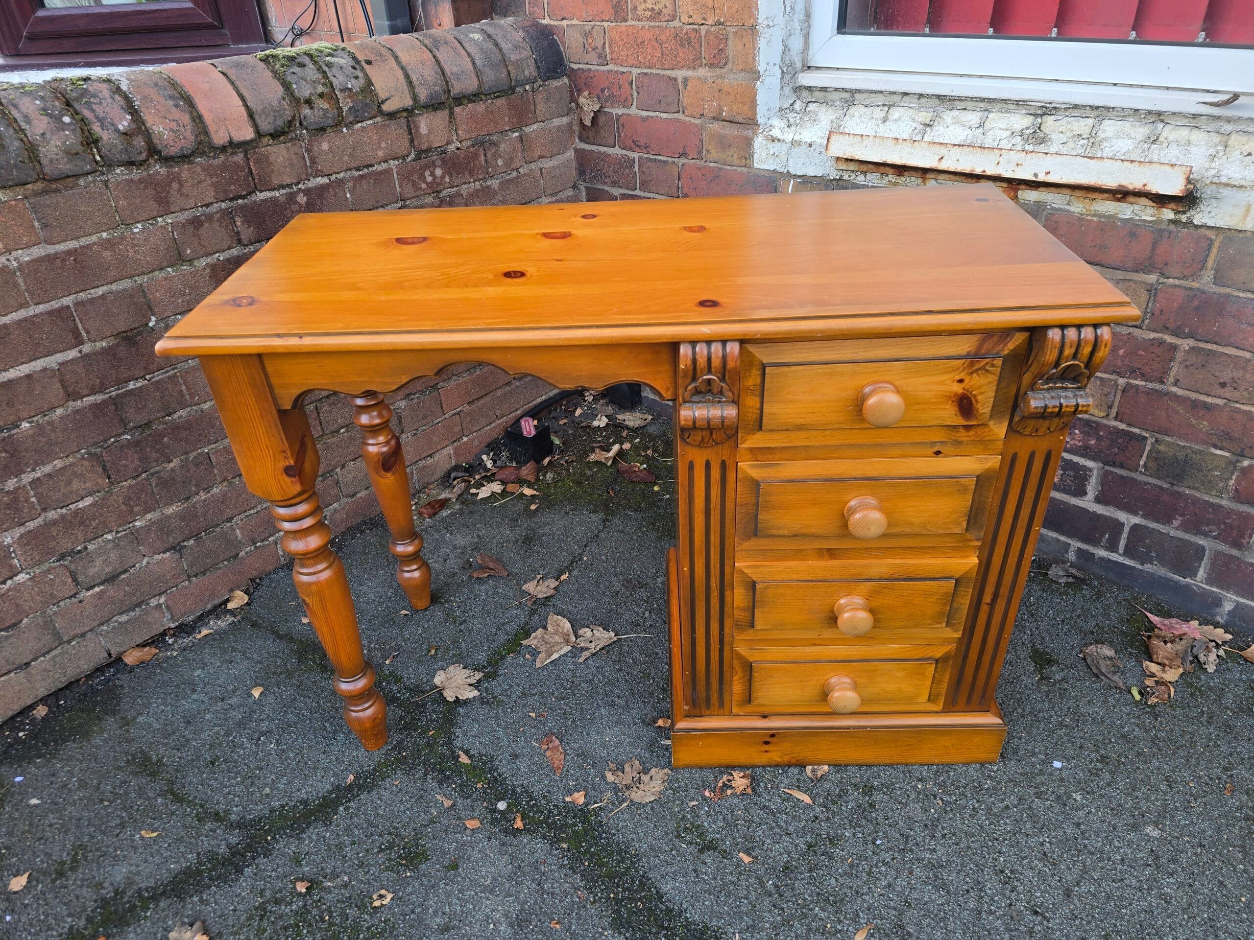 Dressing Table – Solid Pine