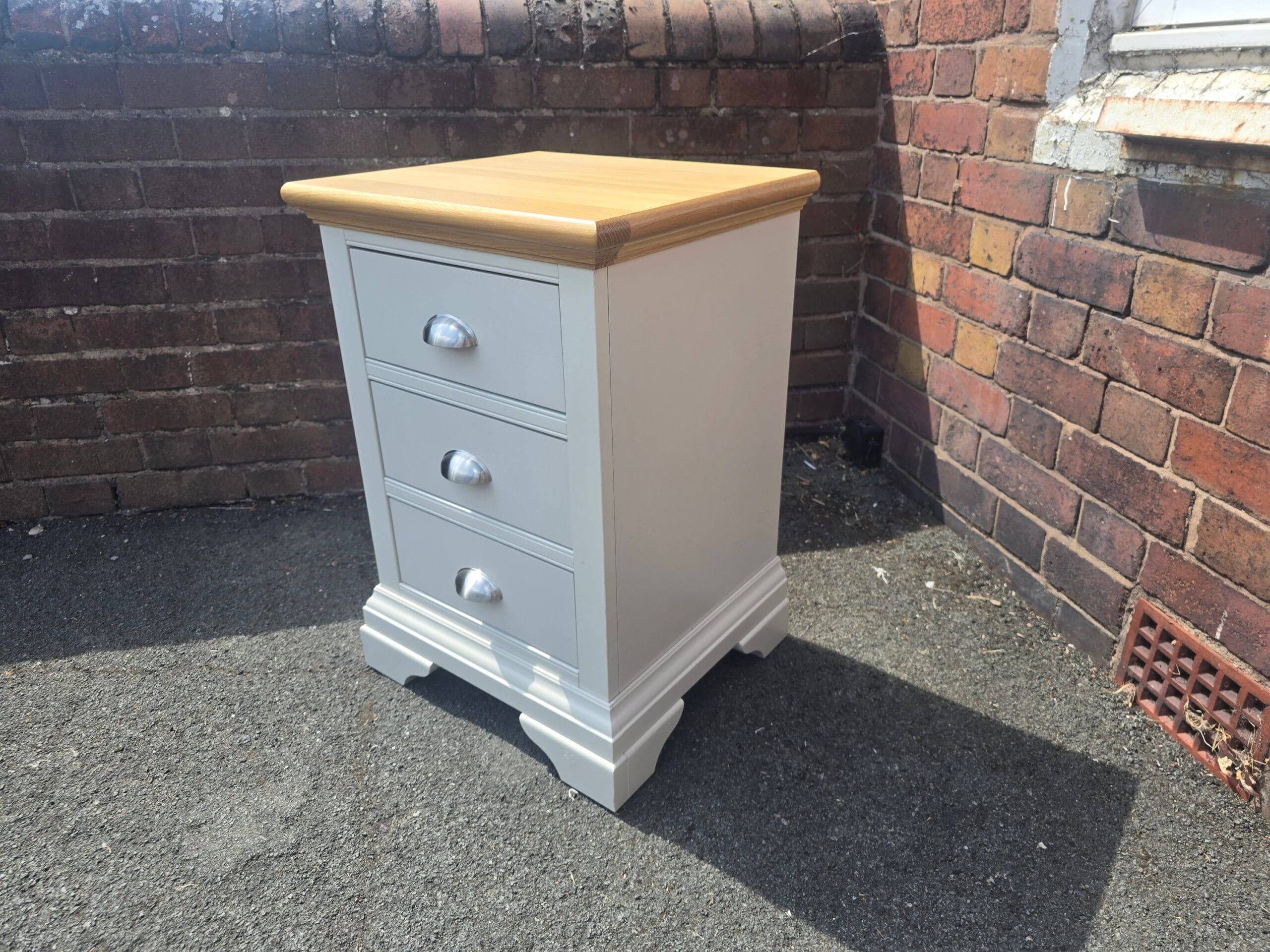 Bedside Drawers – Grey/Oak Colour